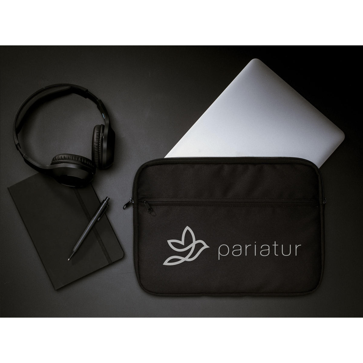 Schwarz