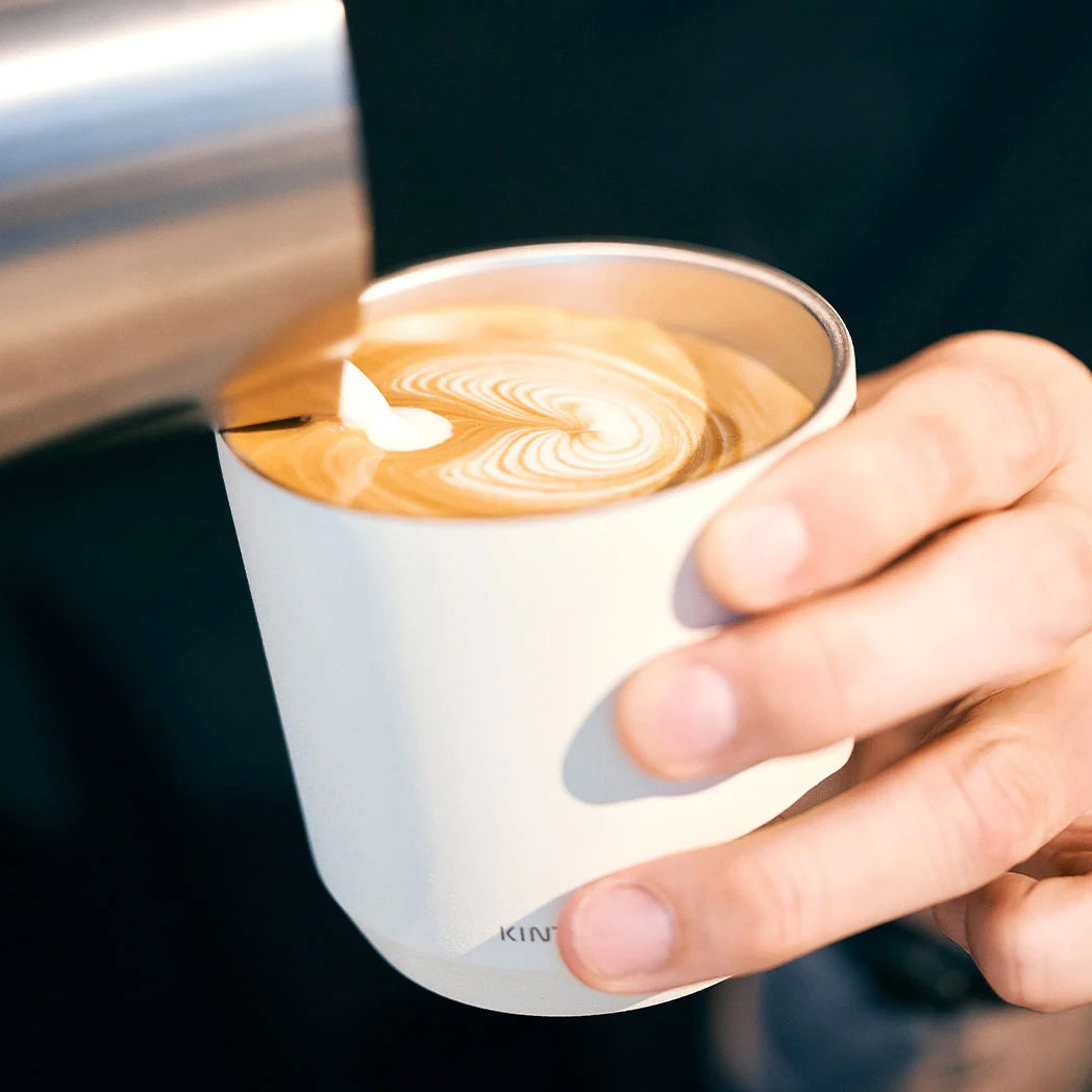 Tumbler mit Kaffee