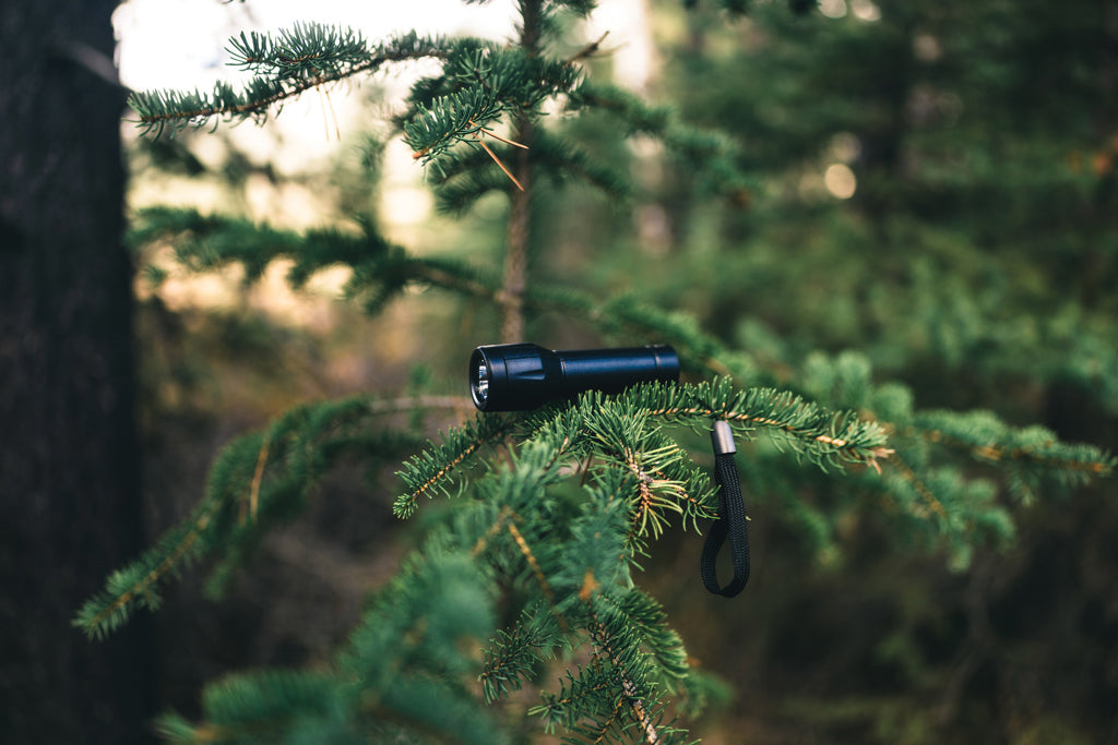 Flara USB-aufladbare Taschenlampe aus RCS recyceltem ABS
