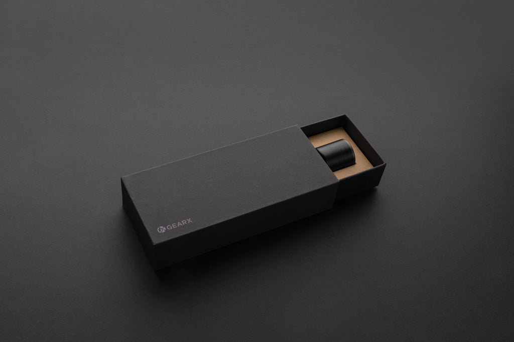 Große Gear X Taschenlampe aus RCS recycelt. Alu mit USB-Akku