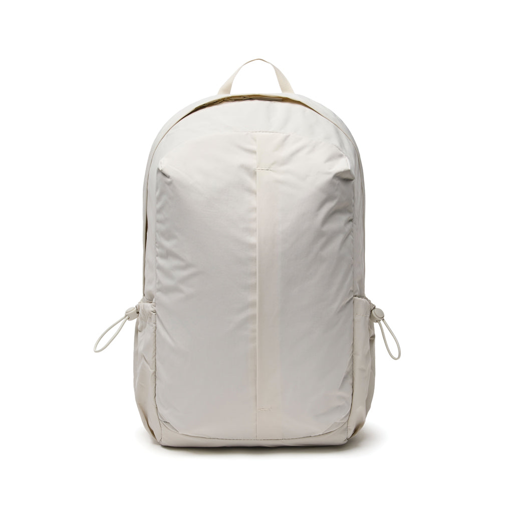 KENTO URBAN 15,6" Rucksack aus RCS recyceltem Nylon – beige