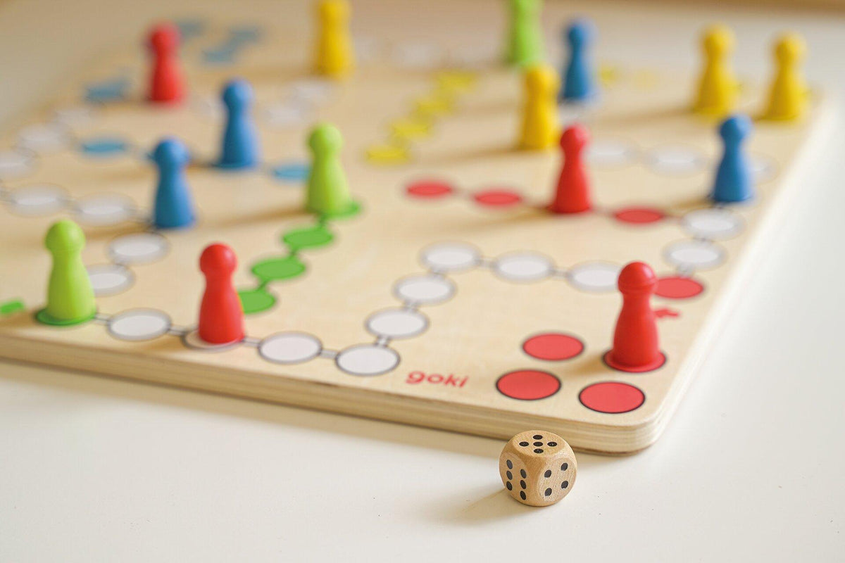 Ludo Brettspiel aus Holz in vier Farben, 28 cm – weitere Ansicht