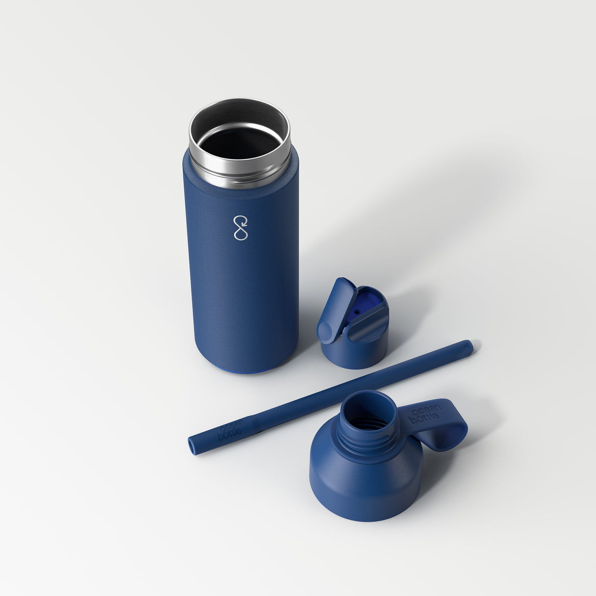 Moderne Ocean Bottle GO Thermosflasche mit Flipdeckel On
