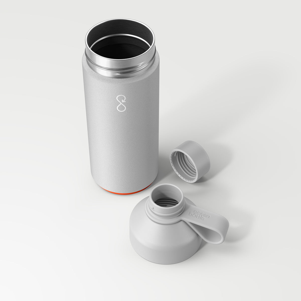 Ocean Bound Plastic sammeln mit der Ocean Bottle Thermosflasche 1L