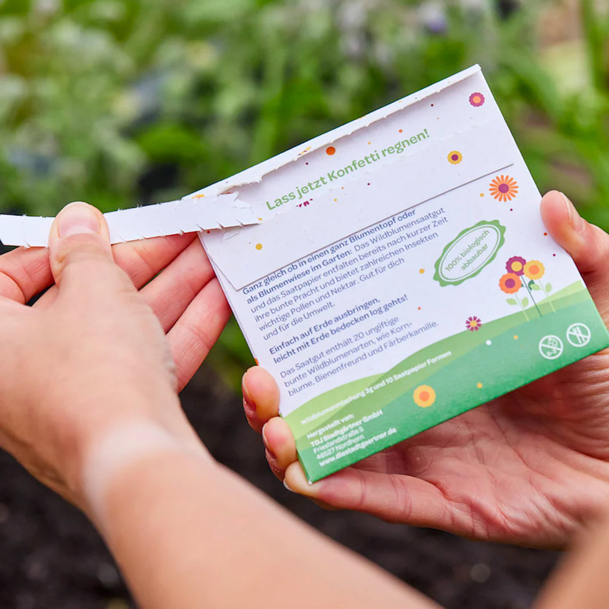 Etuifaltschachtel mit 5g Wildblumensaatgut und 10 Saatpapiermotiven mit eigenen Firmendruck