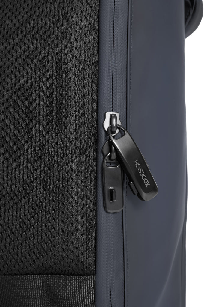 Urban wasserabweisender Flap-Top Rucksack – navy blau