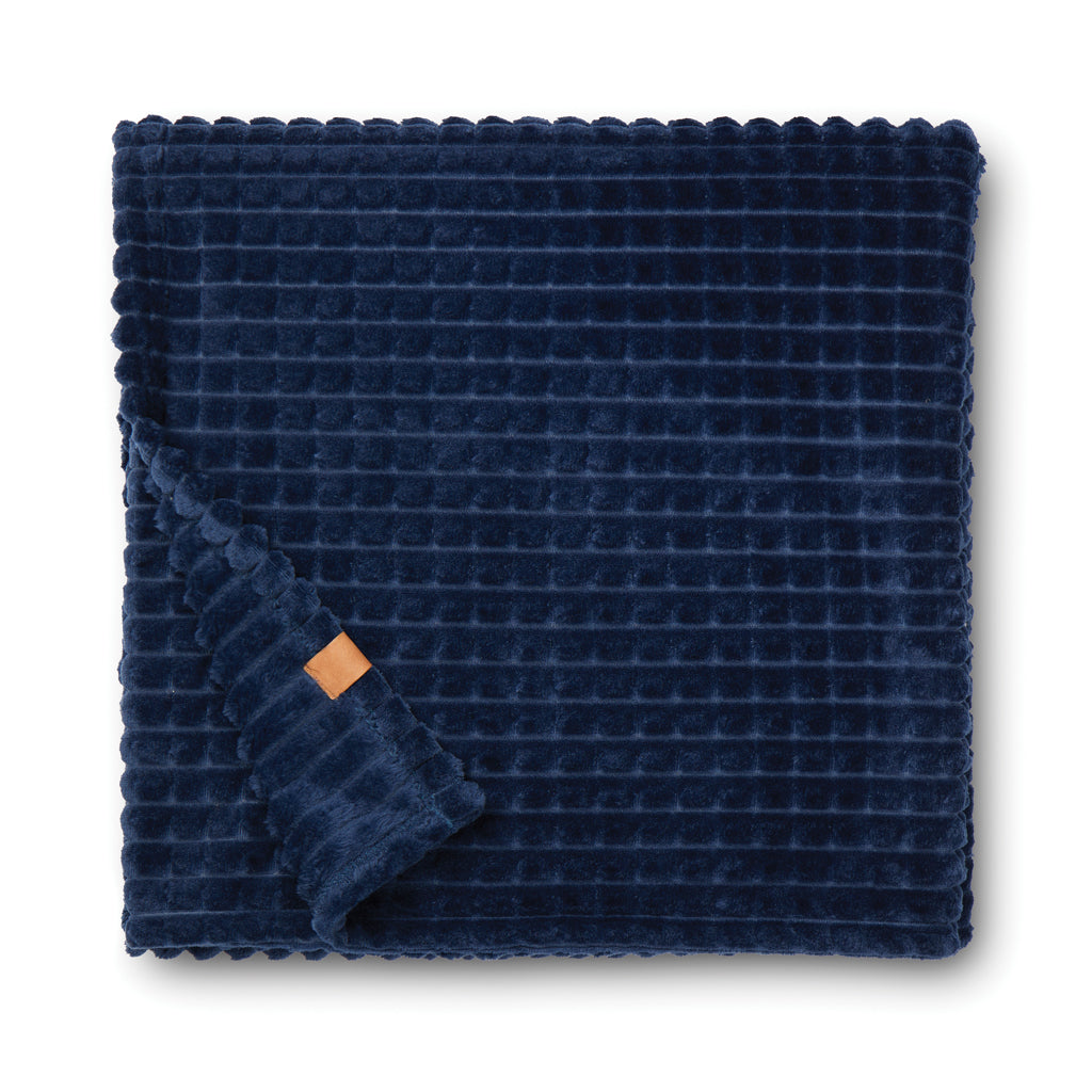 VINGA Branson Decke aus GRS recyceltem PET – navy blau