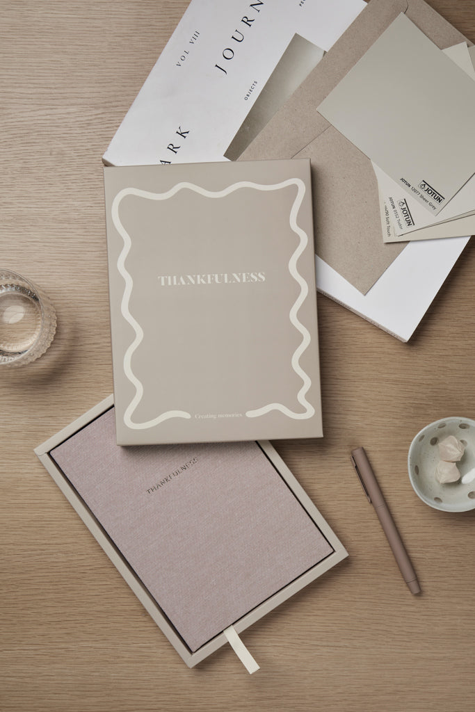 VINGA Thankfulness GRS-recyceltes Papierjournal