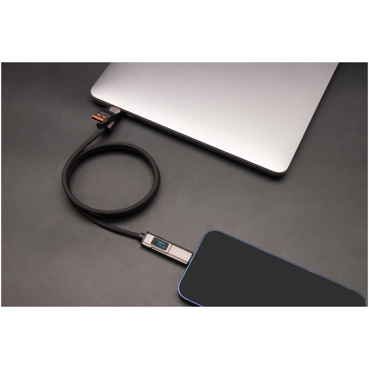 SCX.design C57 100W magnetisches Kabel mit Display – Dunkelgrau