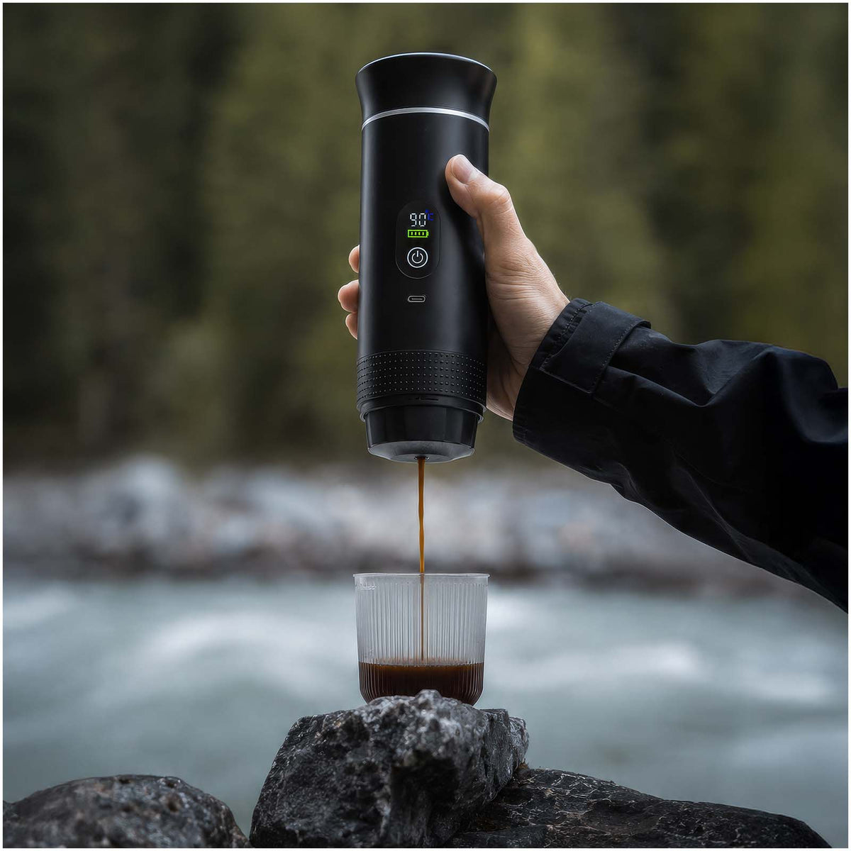 SCX.design D30 TravelPresso Kaffeemaschine – Schwarz