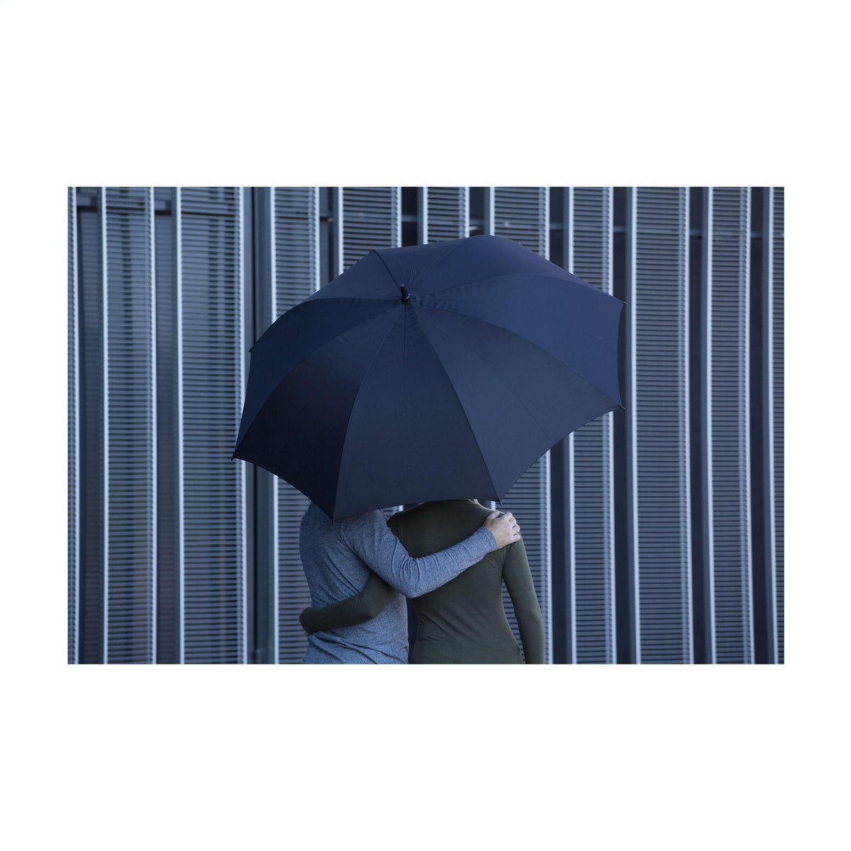 Marineblau