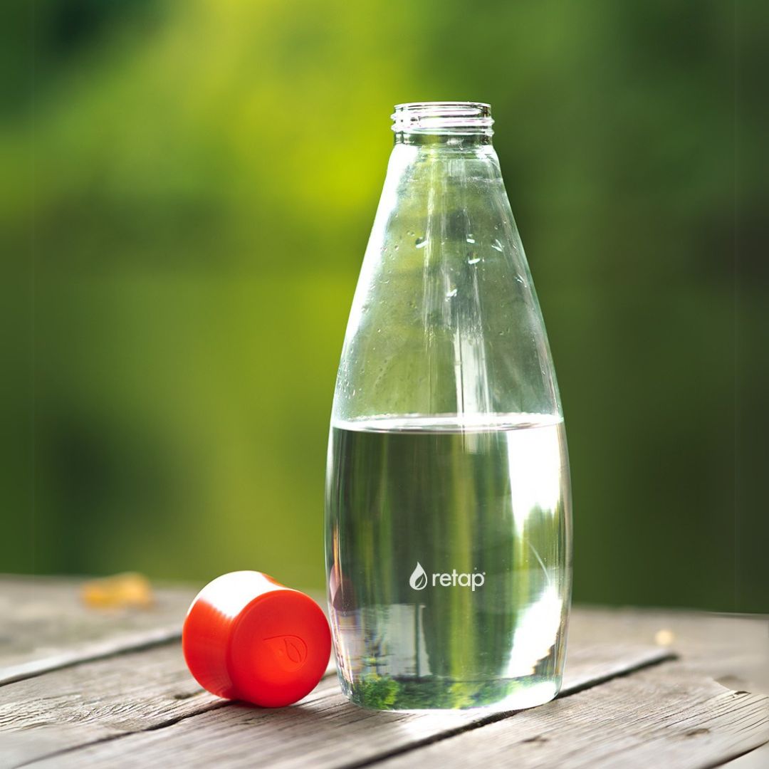 Retap Glasflasche mit individuellem Logo gravieren lassen.