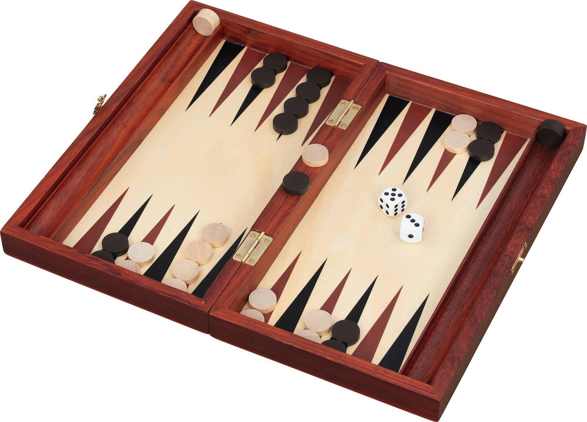 Backgammon Holzspiel im Format 33 x 28 cm von goki – Ansicht