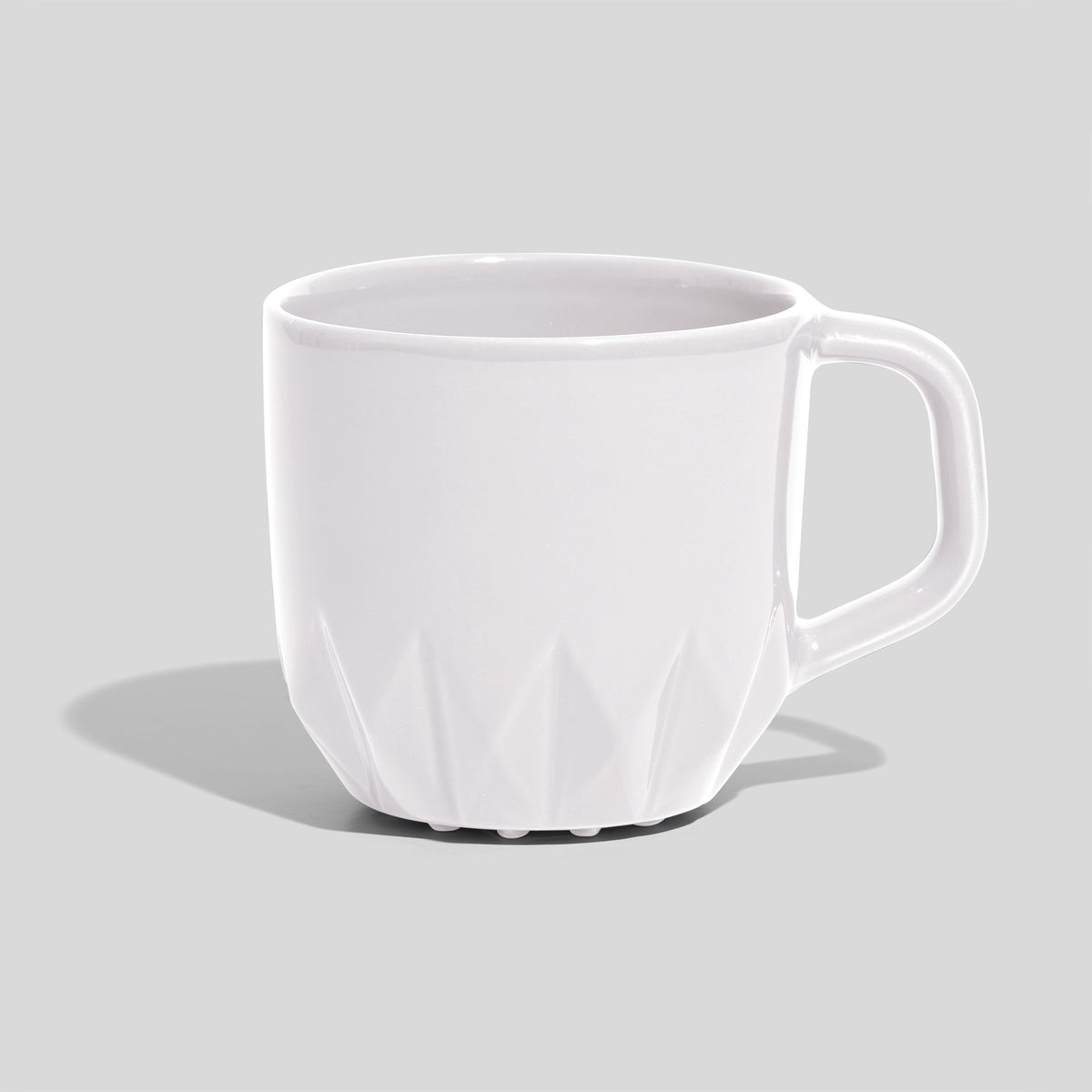 Bauchige Keramiktasse 320 ml mit Kristallrelief – Weiß