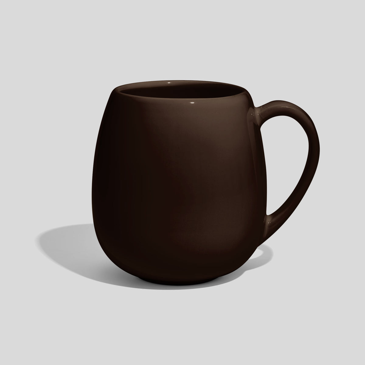 Bauchige Keramiktasse 500 ml mit schlankem Henkel – Dunkelbraun