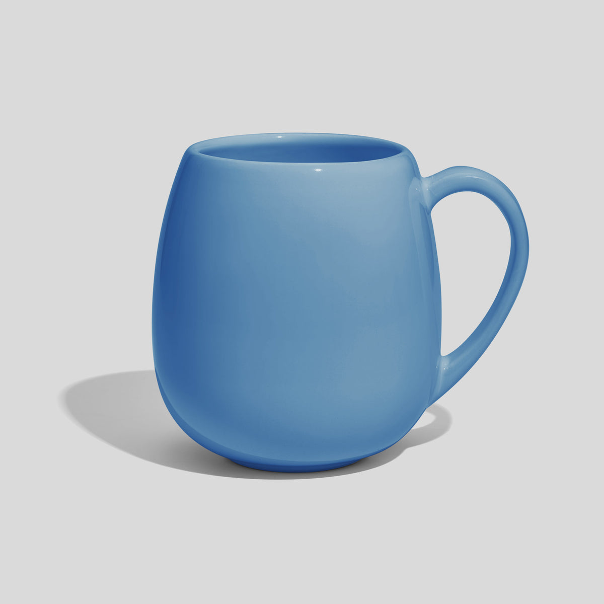 Bauchige Keramiktasse 500 ml mit schlankem Henkel – Himmelblau