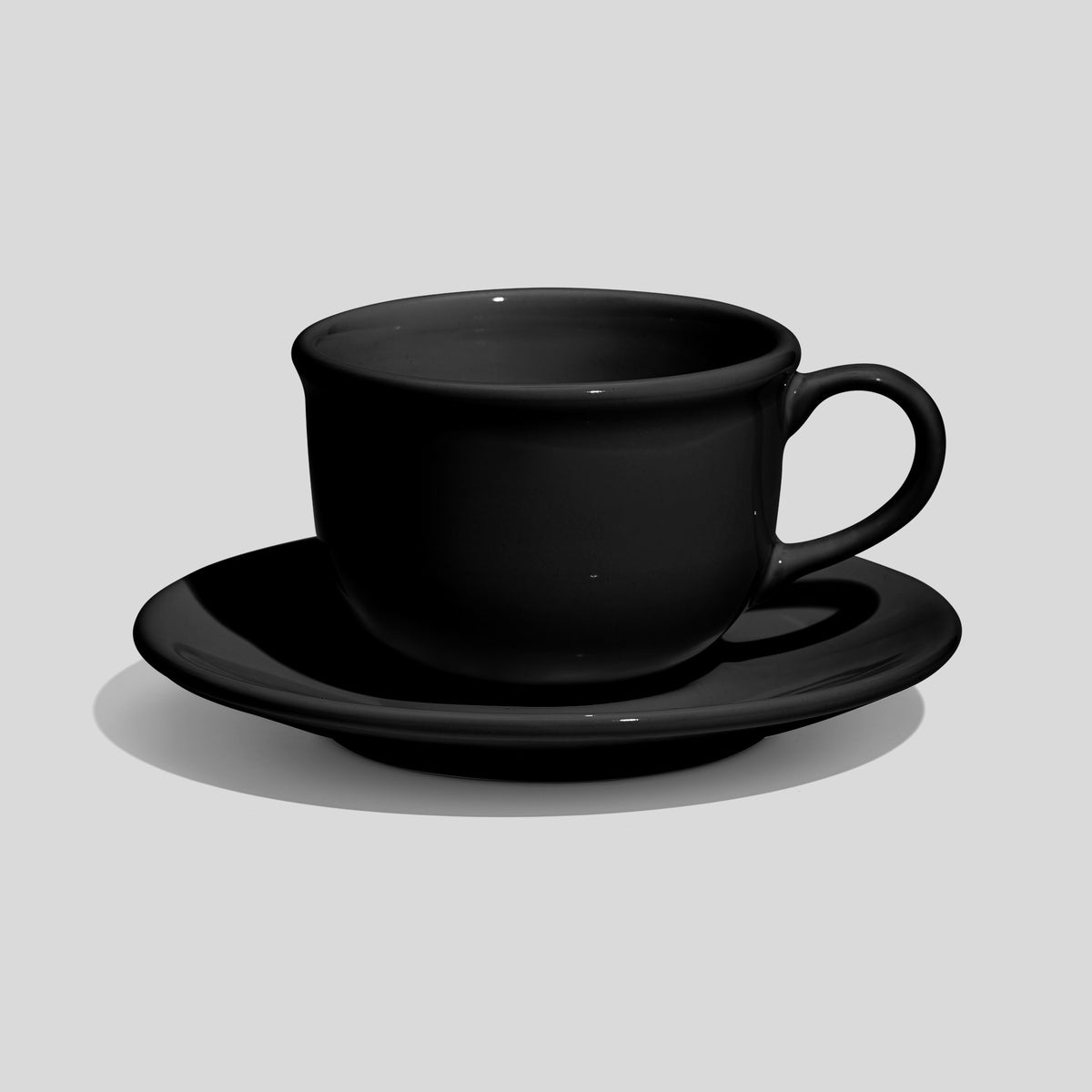 Bauchige Tasse mit Rundhenkel und Untertasse 220 ml – Schwarz