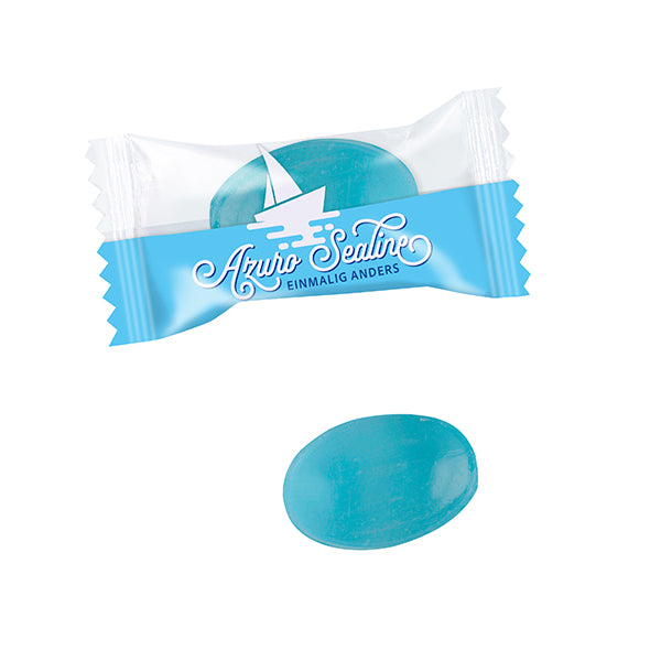 Blaue Pfefferminz Bonbons einzeln im bedruckten Flowpack