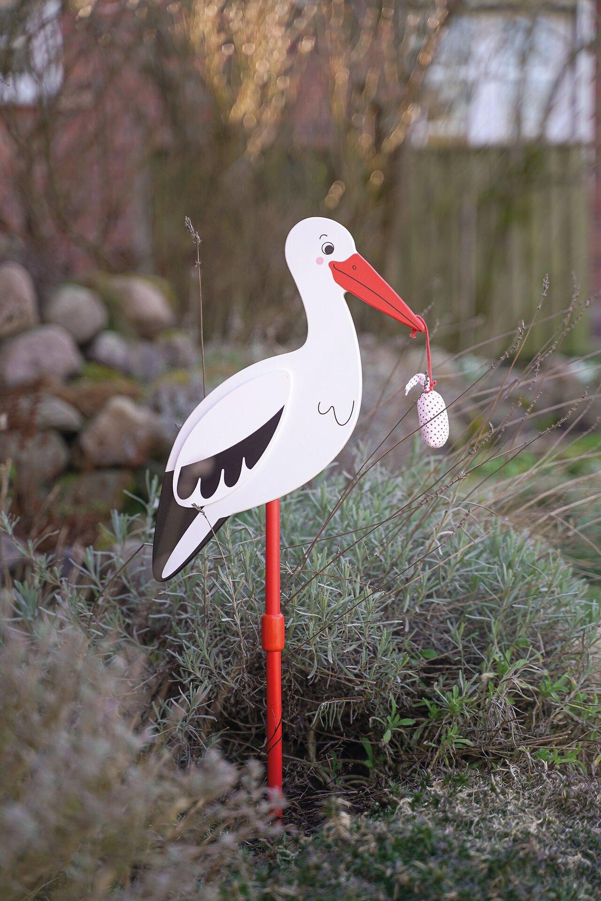 Blumenstecker Storch mit Babytuch aus Holz – siebte Ansicht