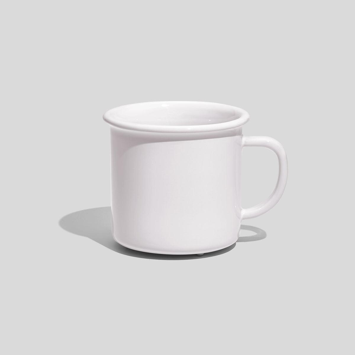 Breite Keramiktasse 320 ml mit Wulstrand – Weiß