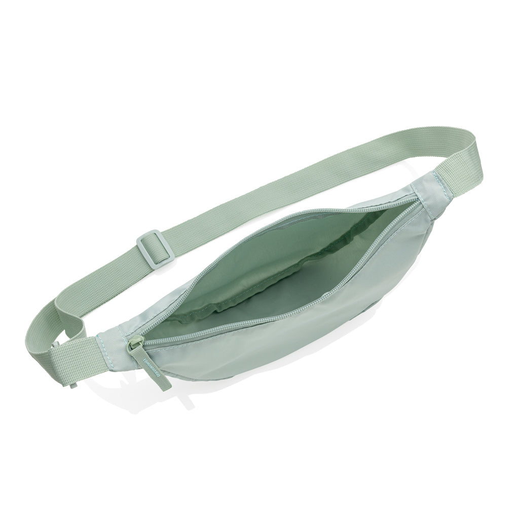 Crescent AWARE™ RPET Half-Moon Sling Tasche – Iceberg green