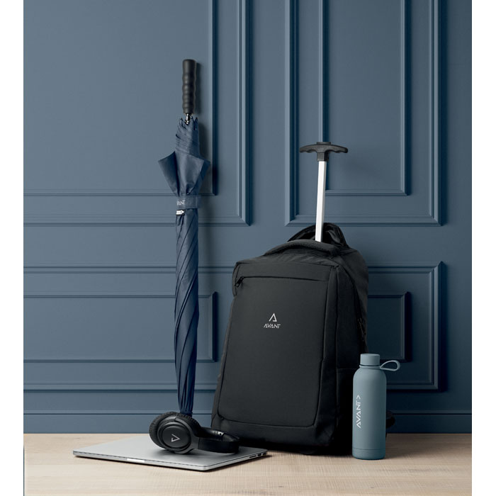 Schwarz