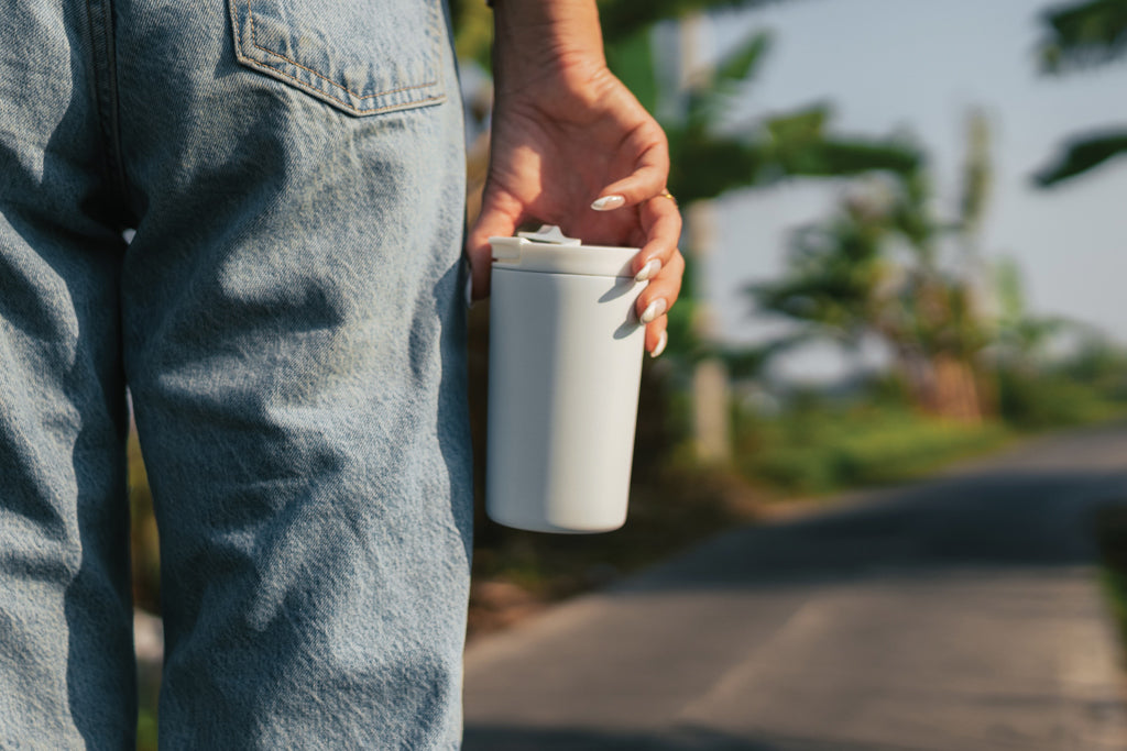 Doppelwandiger Vakuum-Becher aus RCS recyceltem SS
