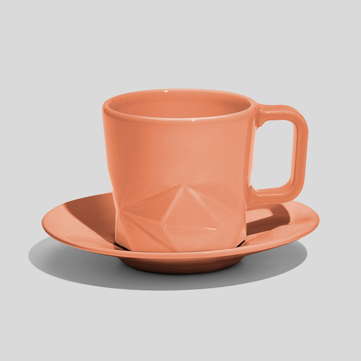 Facettierte Tasse mit Untertasse 200 ml – Lachs