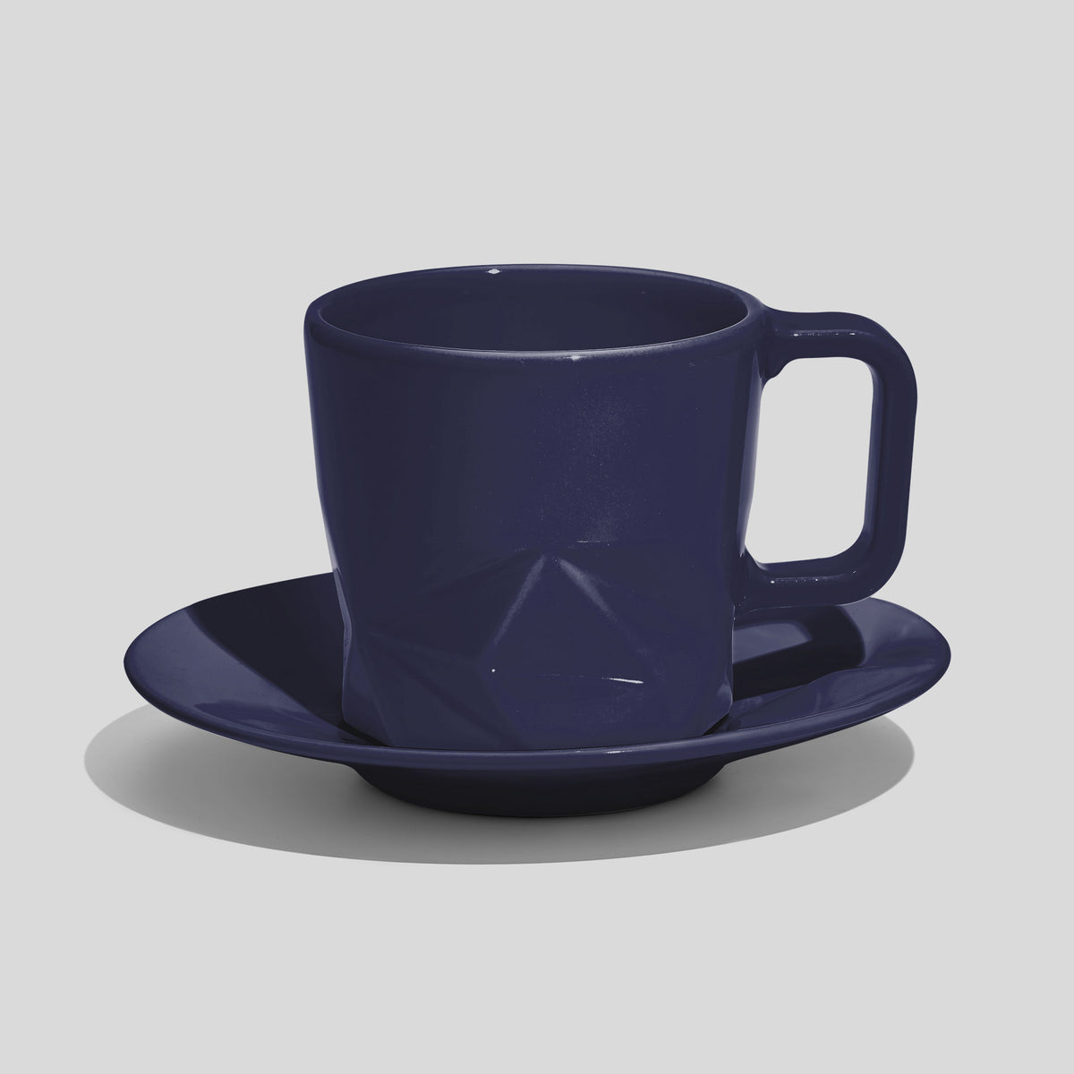 Facettierte Tasse mit Untertasse 200 ml – Marineblau