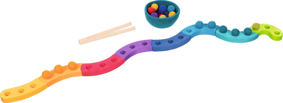Farbsortierspiel Spirale mit Filzkugeln von goki – fünfte Ansicht