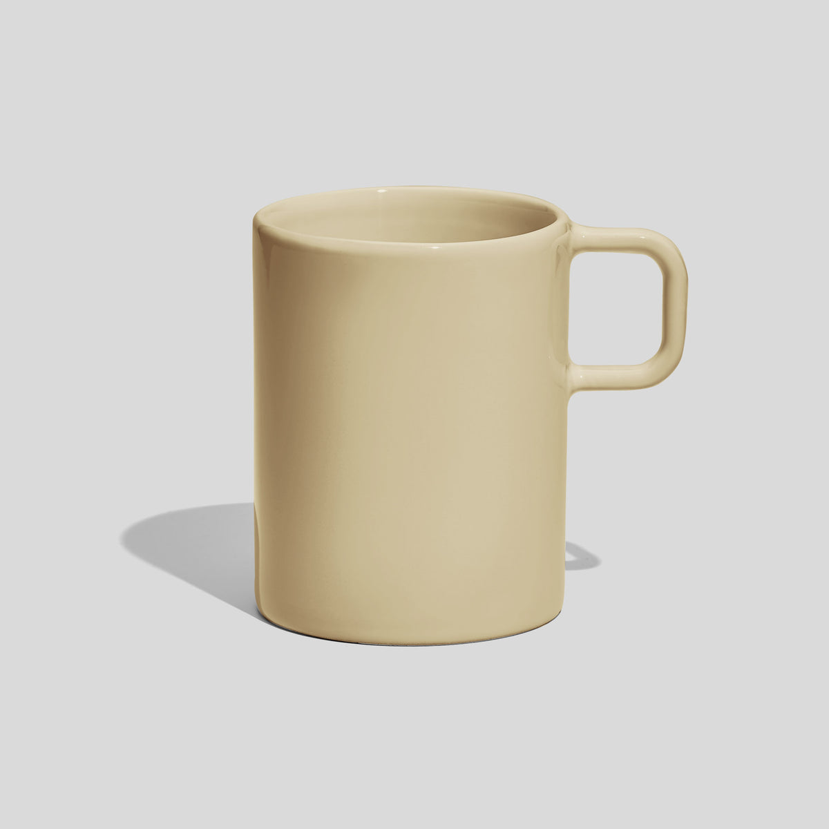 Gerader Kaffeebecher 300 ml mit quadratischem Henkel – Beige