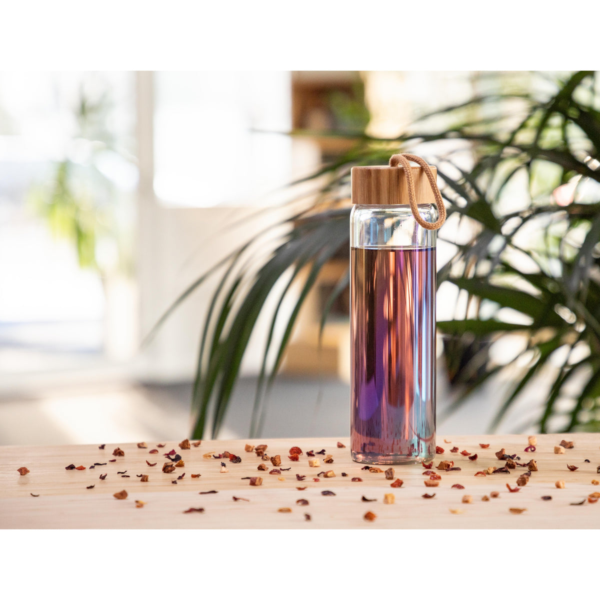 Glasflasche „Bamboo“, 0,65 l, colour