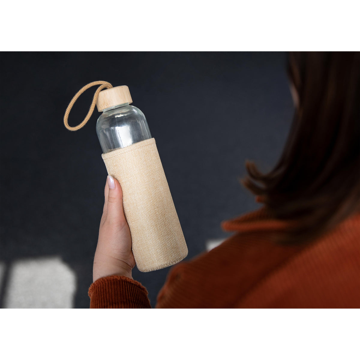 Glasflasche mit Hülle, 0,7l
