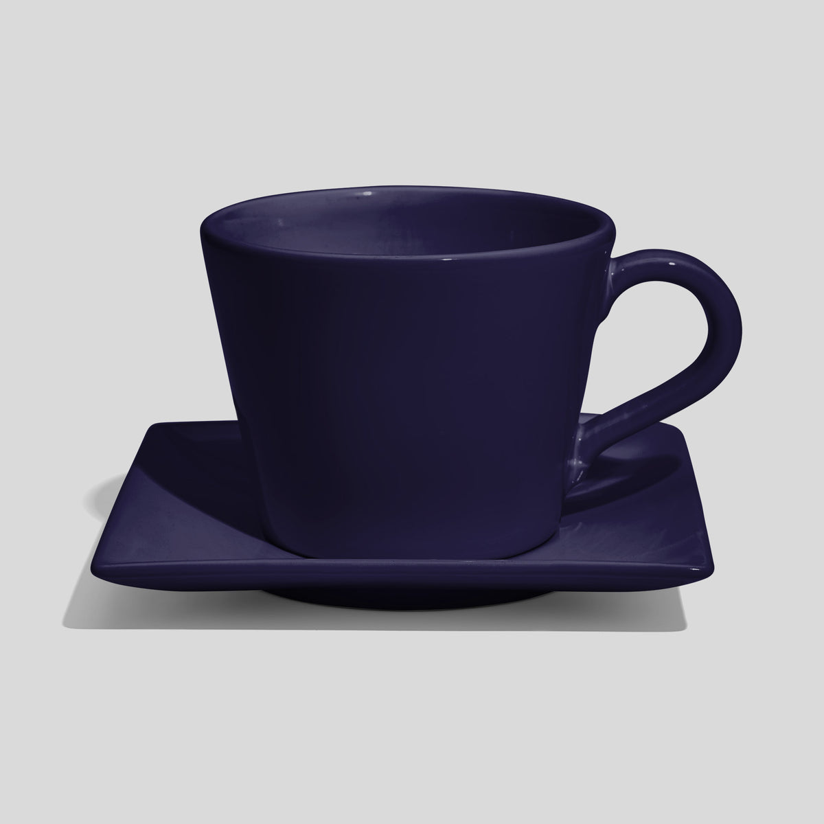 Große Tasse in Kegelform mit quadratischer Untertasse 520 ml – Nachtblau
