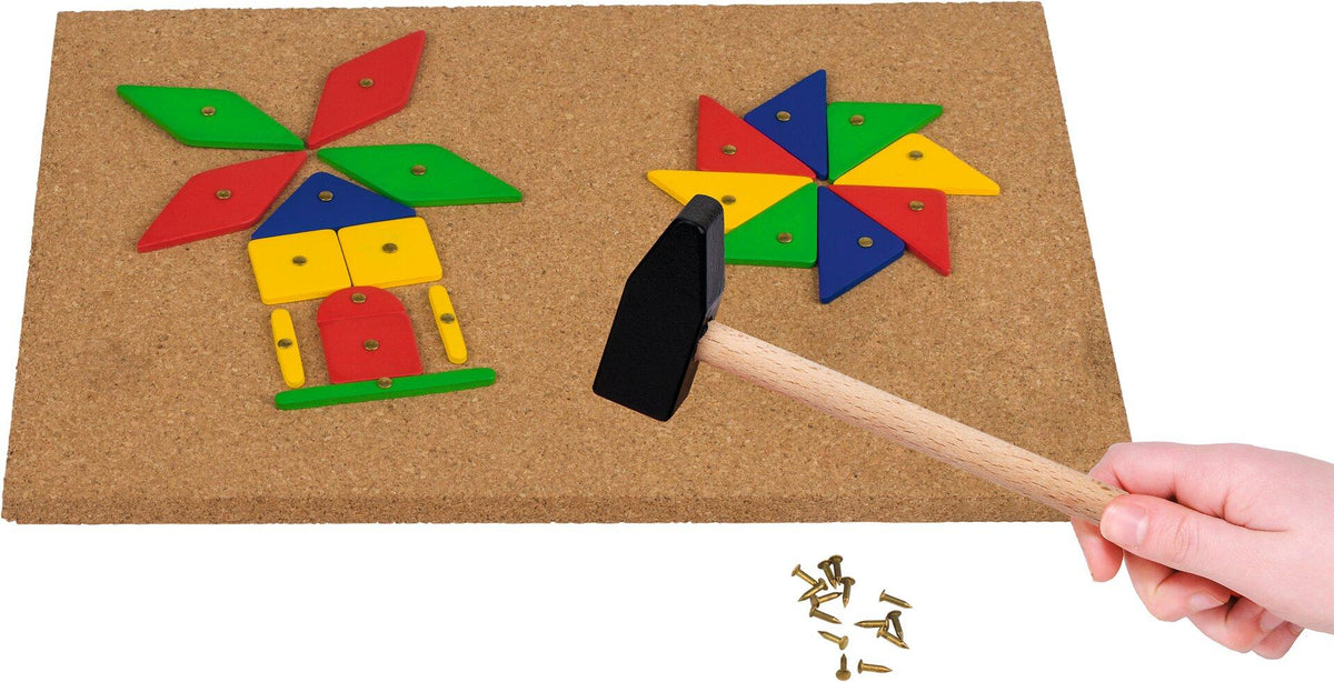 Hammerspiel XXL mit A4 Korkplatte und 100 Holzplättchen – Detail