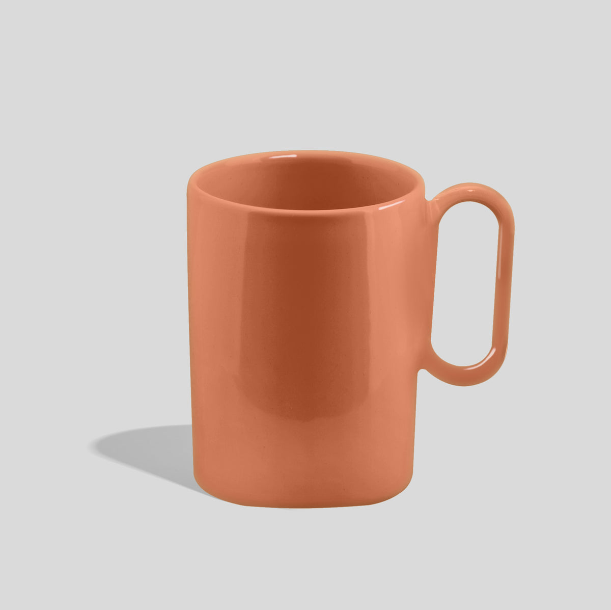 Hohe Keramiktasse 300 ml mit langgezogenem Ovalhenkel – Lachs