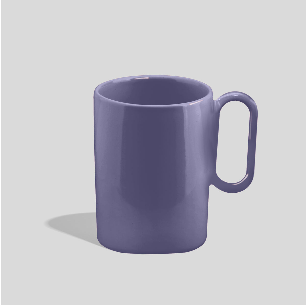 Hohe Keramiktasse 300 ml mit langgezogenem Ovalhenkel – Lavendel