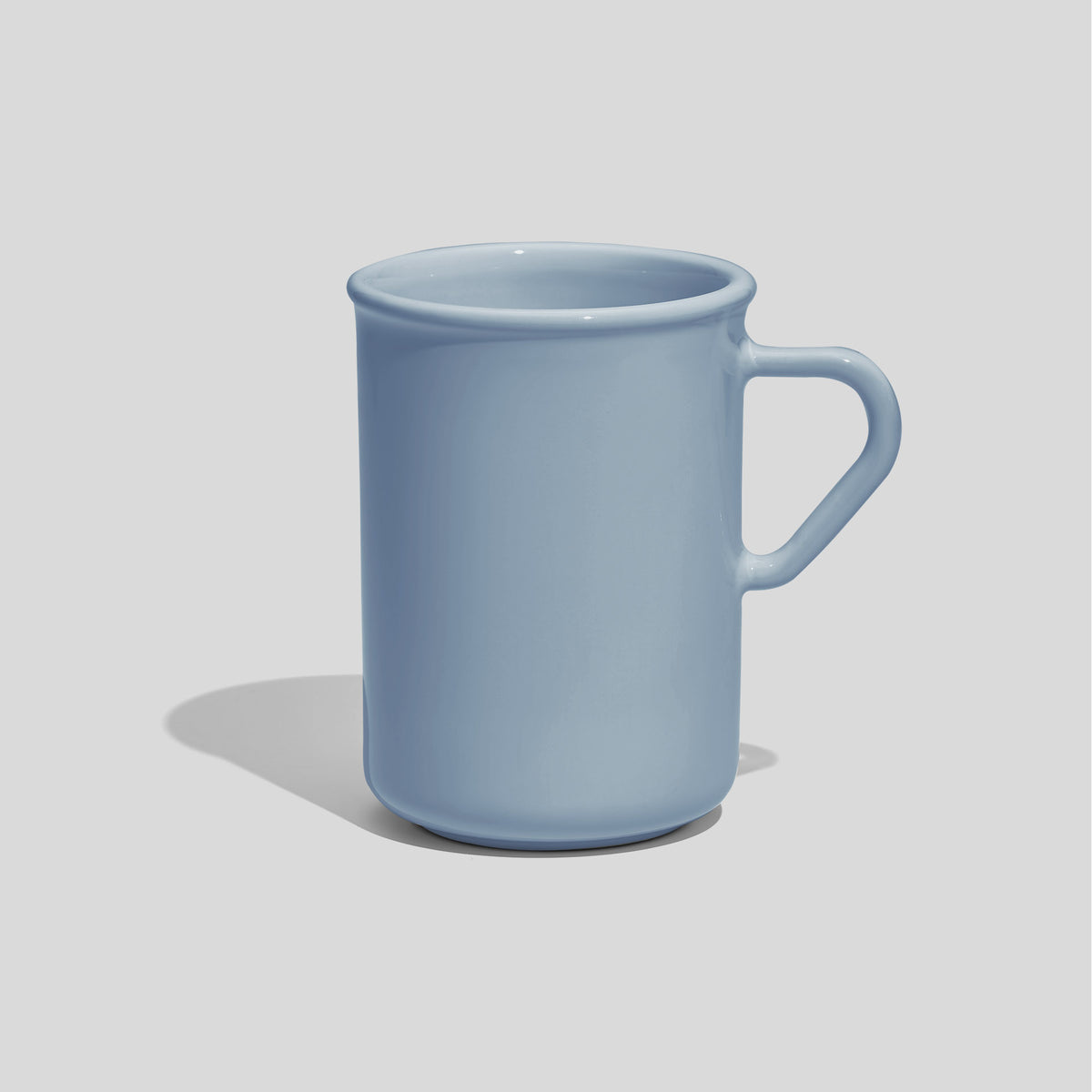 Hohe Keramiktasse 320 ml mit Dreieckshenkel – Hellblau