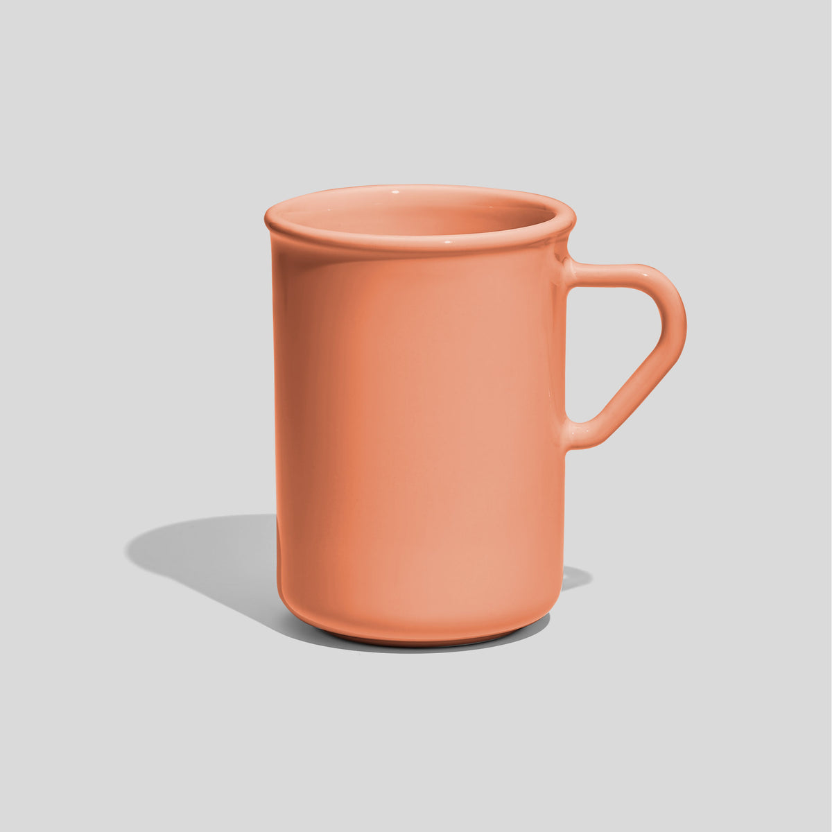Hohe Keramiktasse 320 ml mit Dreieckshenkel – Lachs