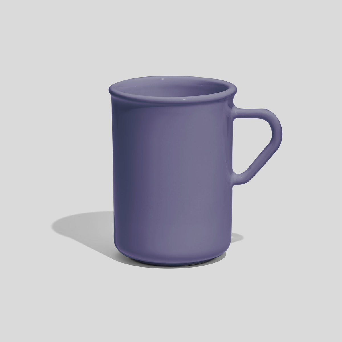 Hohe Keramiktasse 320 ml mit Dreieckshenkel – Lavendel