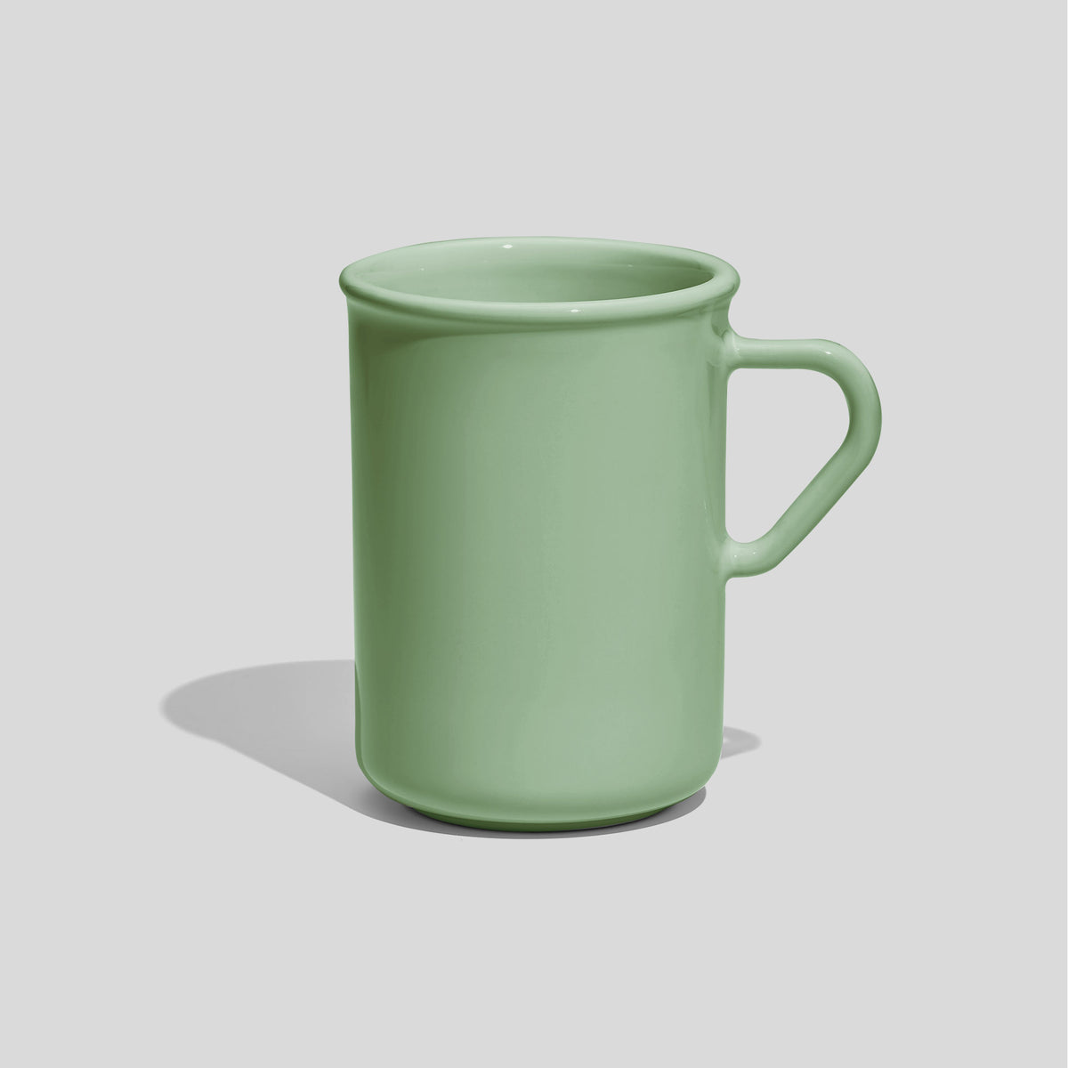 Hohe Keramiktasse 320 ml mit Dreieckshenkel – Mintgrün
