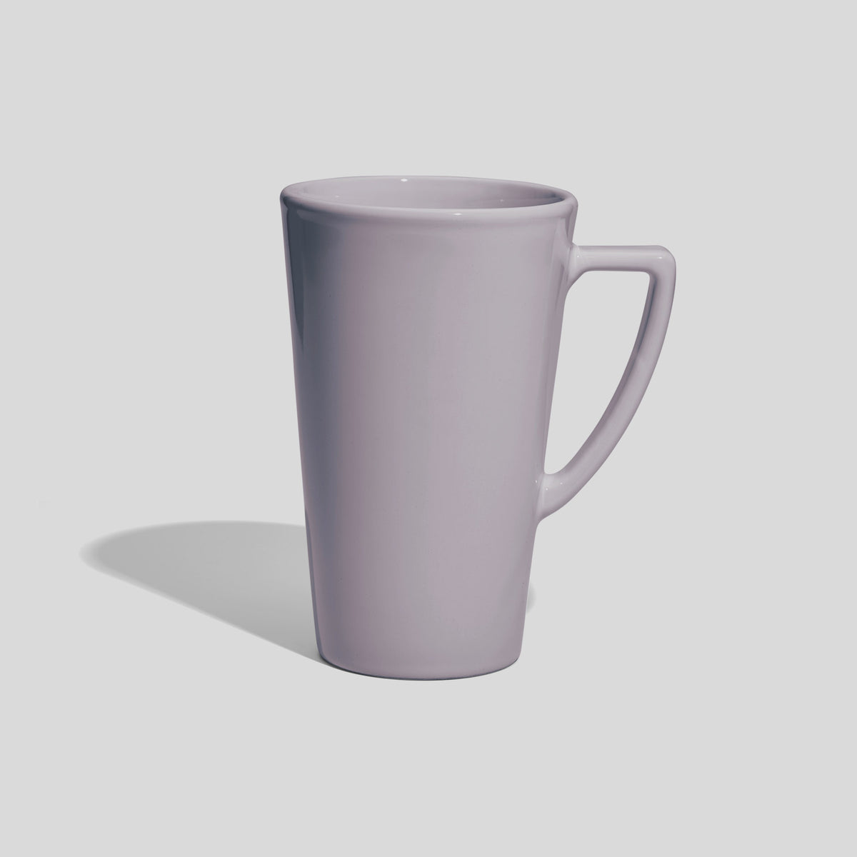 Hohe Keramiktasse 450 ml mit eckigem Winkelhenkel – Hellgrau