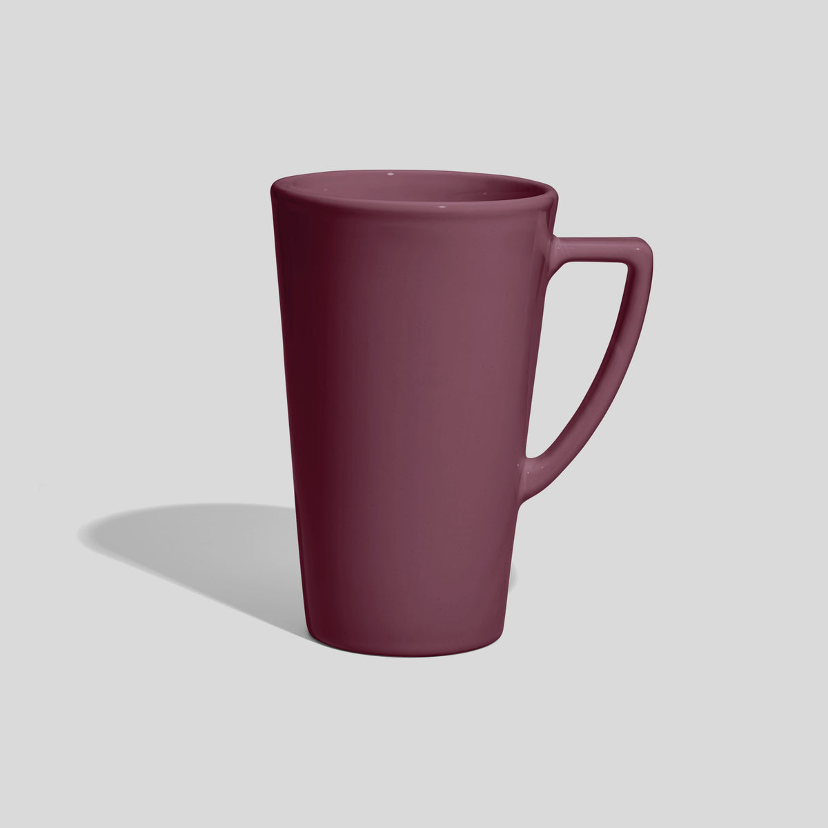 Hohe Keramiktasse 450 ml mit eckigem Winkelhenkel – Mauve