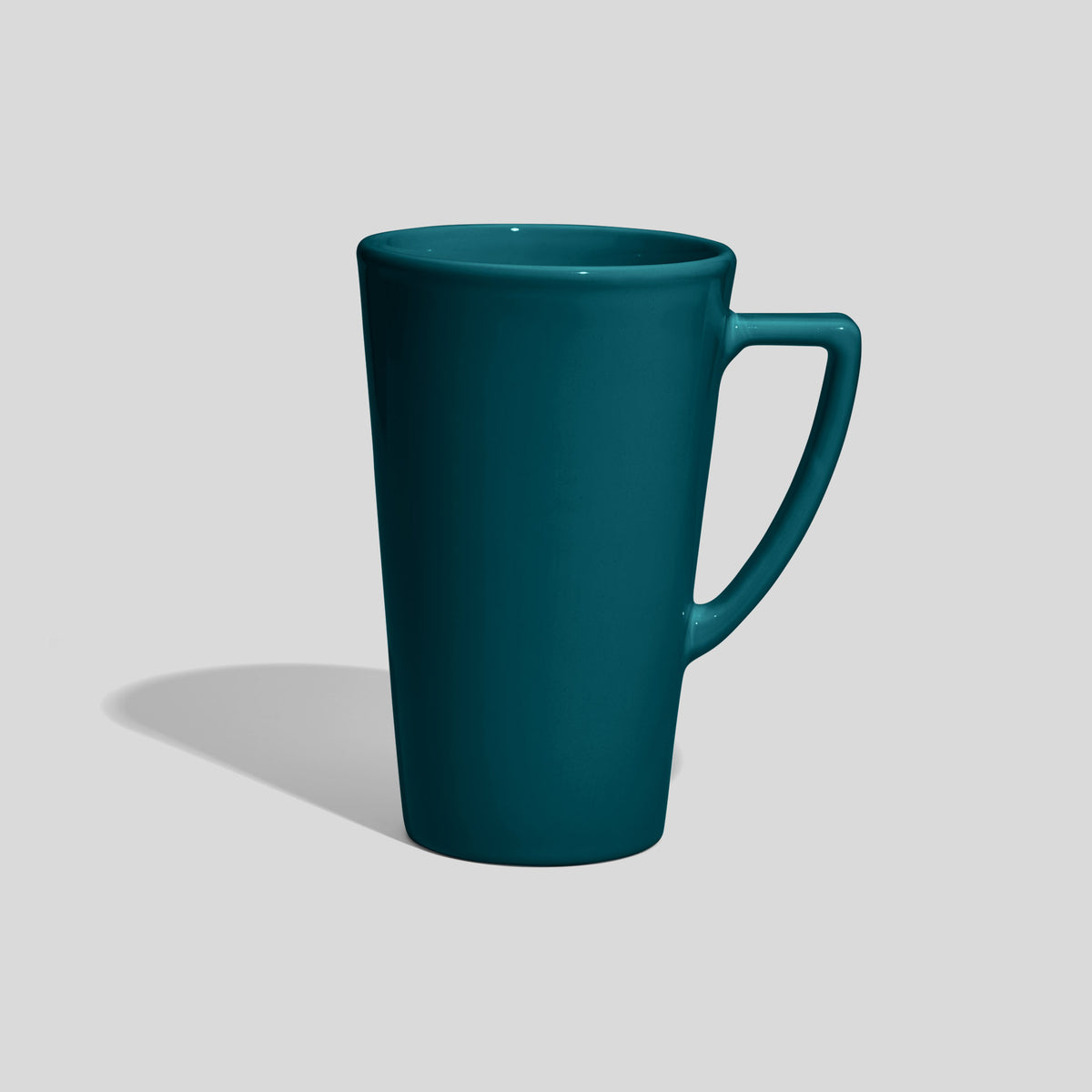 Hohe Keramiktasse 450 ml mit eckigem Winkelhenkel – Petrol