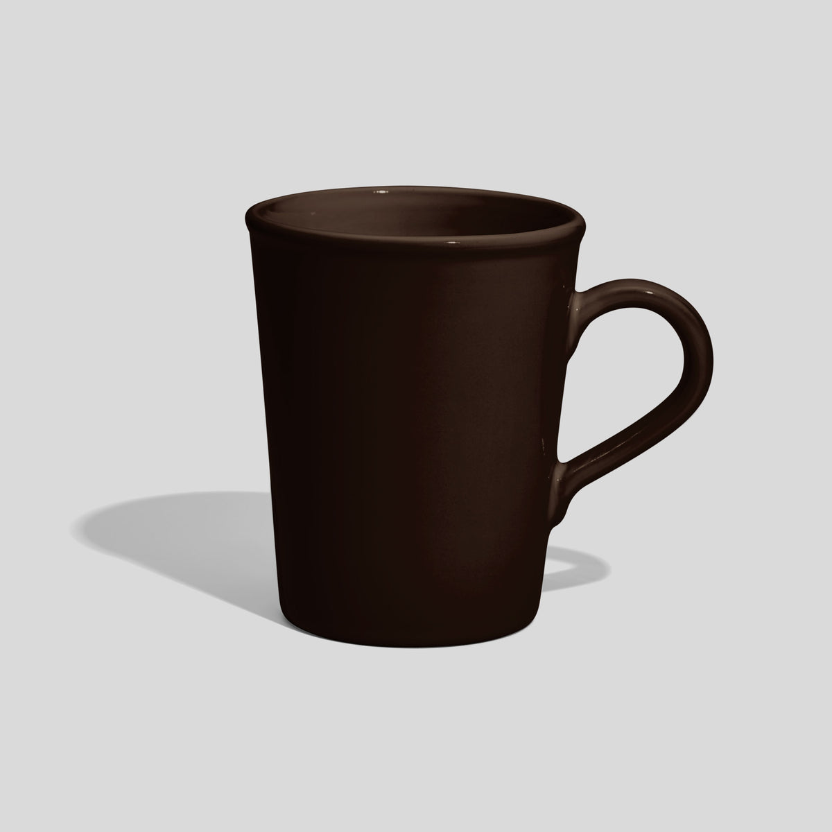 Hohe konische Keramiktasse 350 ml mit kleinem Henkelbogen – Dunkelbraun