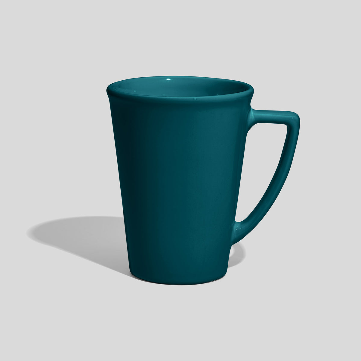 Hohe konische Keramiktasse 380 ml mit Dreieckshenkel – Petrol