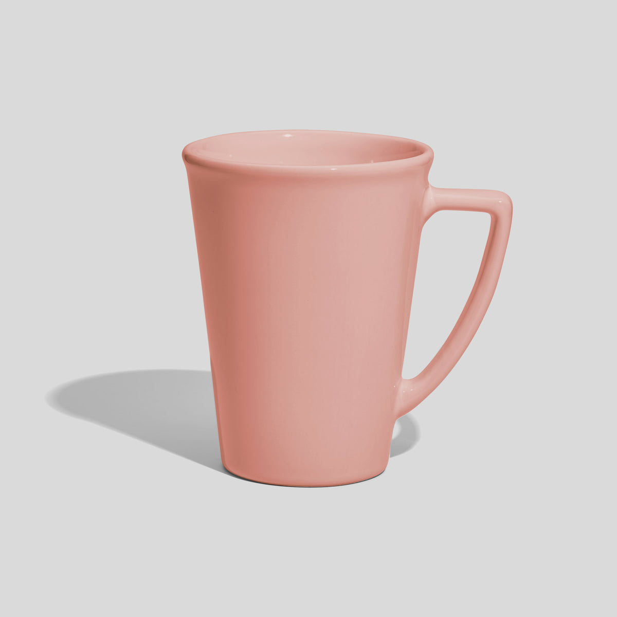 Hohe konische Keramiktasse 380 ml mit Dreieckshenkel – Rosa