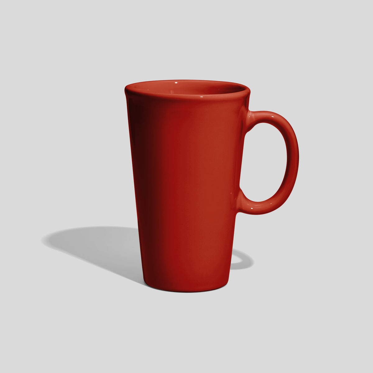 Hohe konische Keramiktasse 450 ml mit ovalem Ringhenkel
