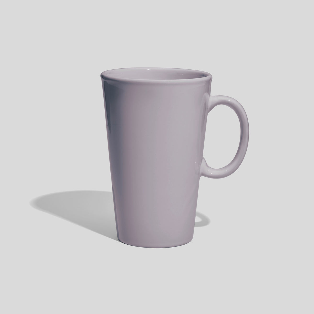 Hoher konischer Kaffeebecher 740 ml mit Ringhenkel – Hellgrau