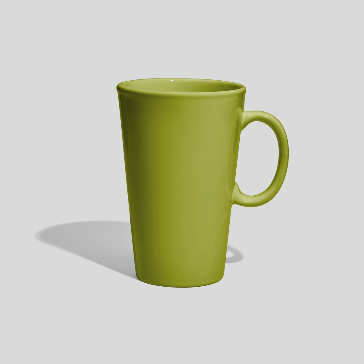 Hoher konischer Kaffeebecher 740 ml mit Ringhenkel – Limettengrün